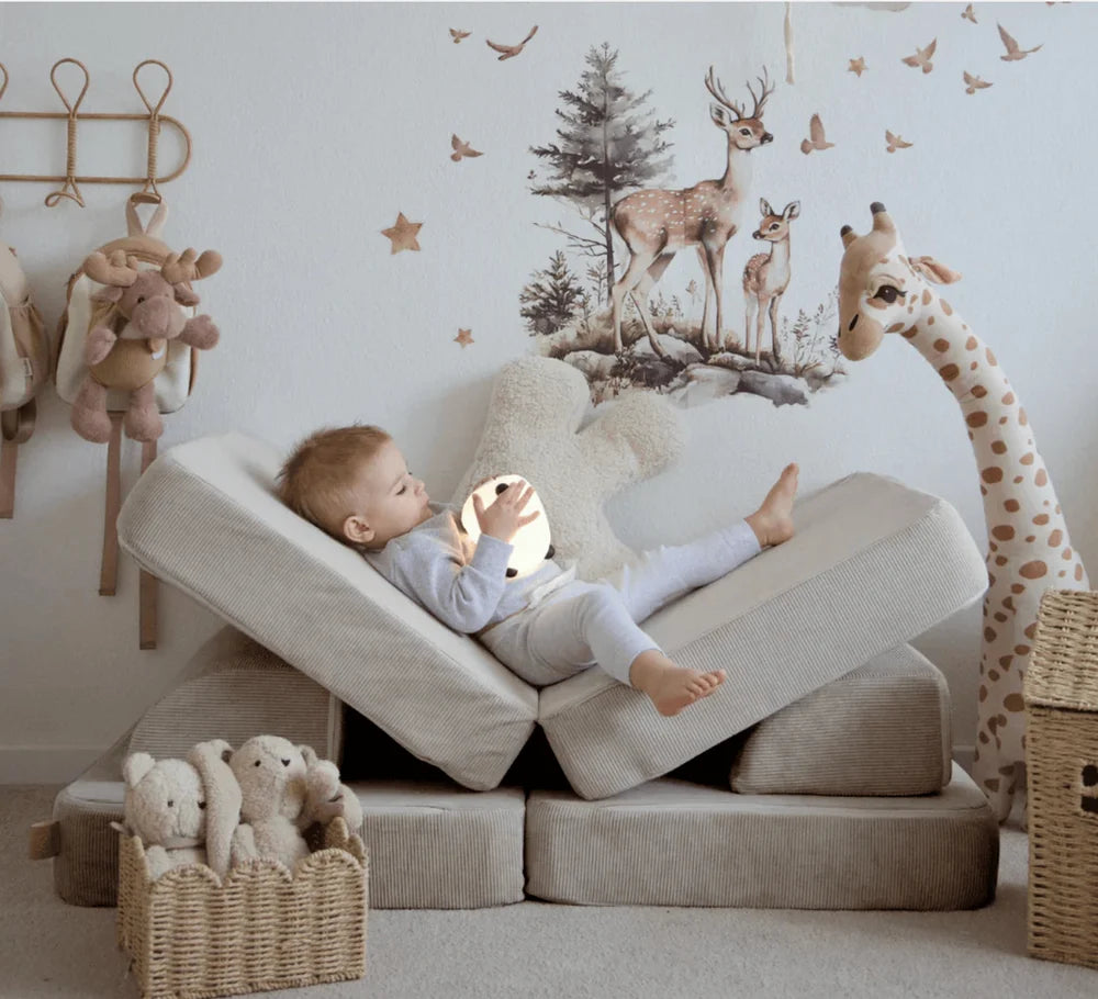 Children's bedroom with Modular Sofa for Kids
